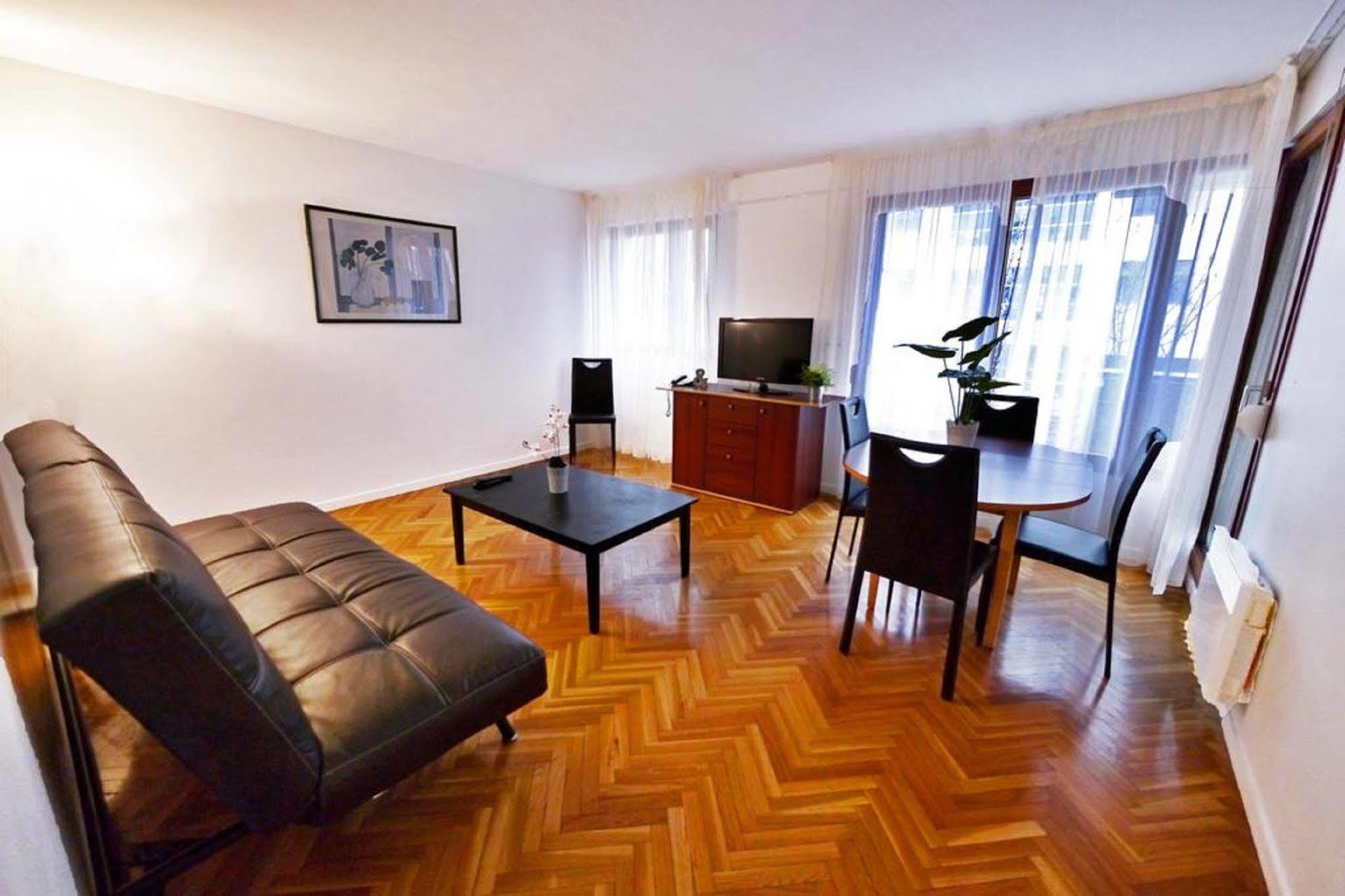 Tempolodge La Defense Κουρμπεβουά Εξωτερικό φωτογραφία
